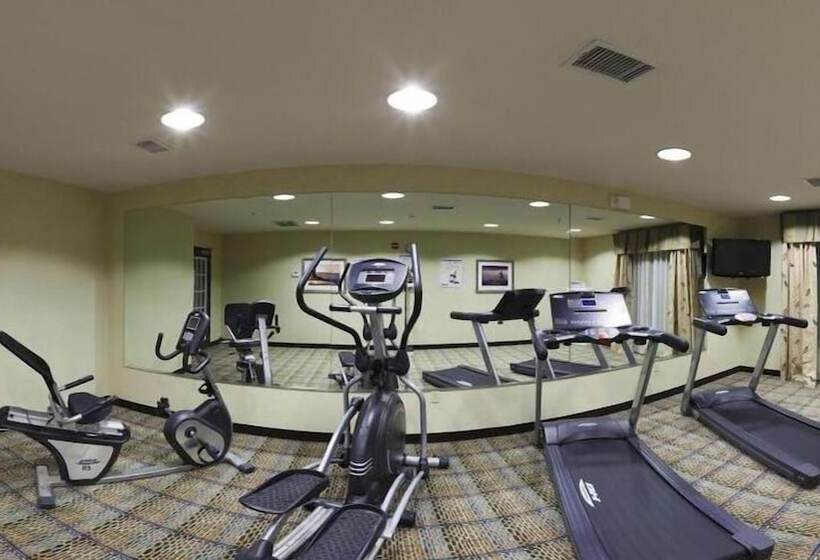 Holiday Inn Express Hotel & Suites Okmulgee By Ihg