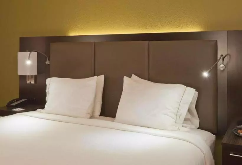 Hotelli Holiday Inn Express Fulton, An Ihg