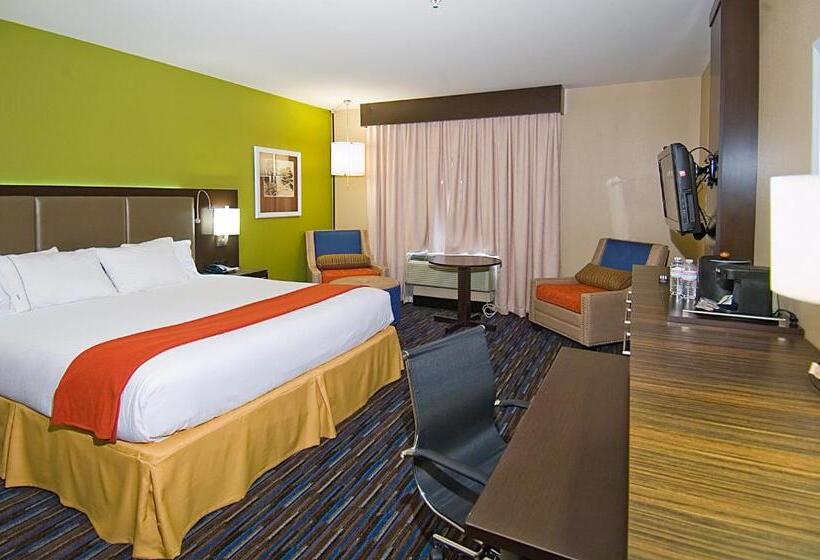 Отель Holiday Inn Express Fulton, An Ihg
