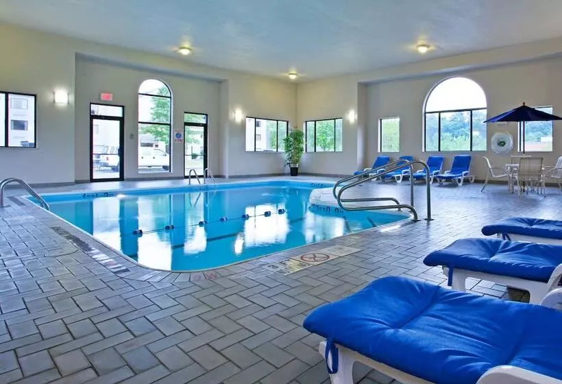 Holiday Inn Express Hotel Pittsburgh North/harmarville, An Ihg