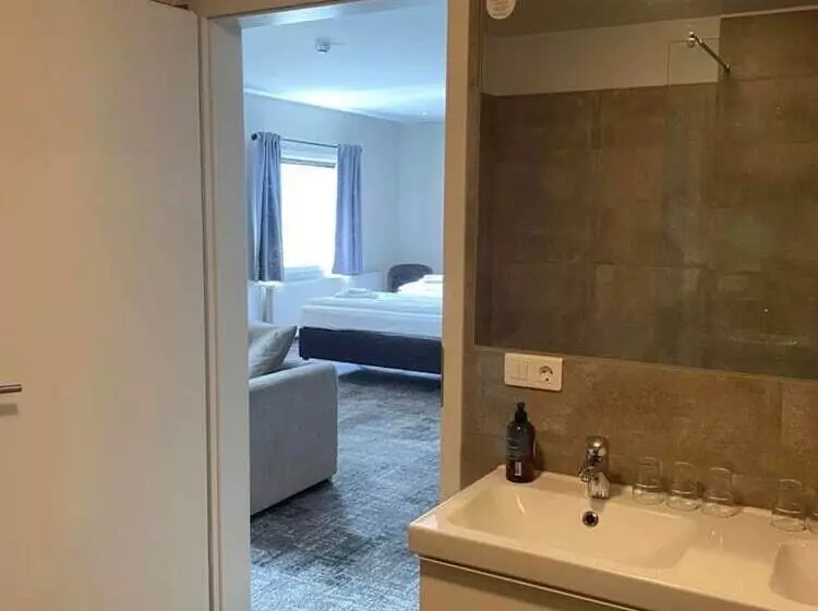 Konvin Hotel By Reykjavik Keflavik Airport