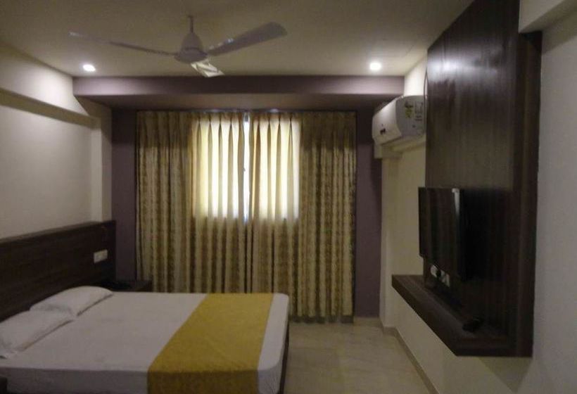 בית מלון כפרי Fabexpress Miramar