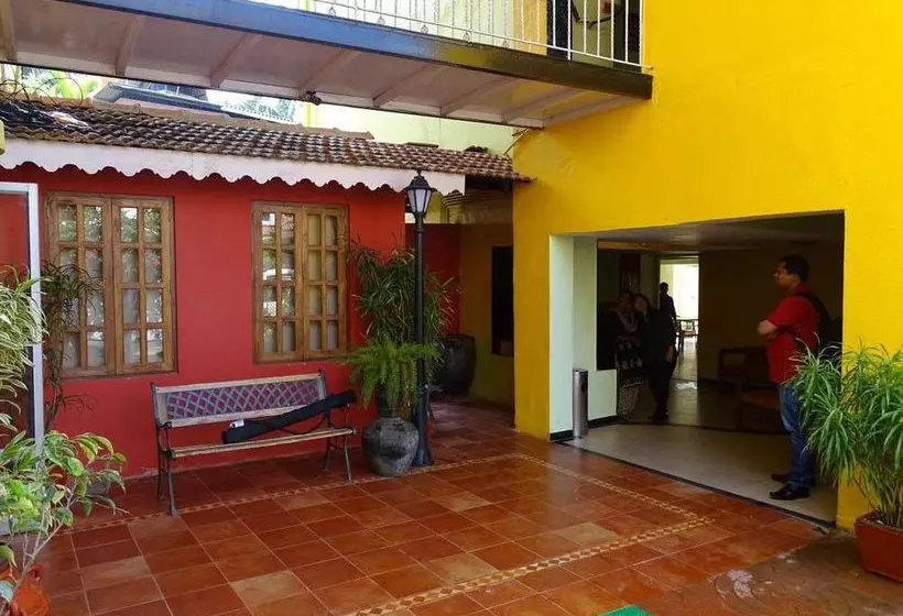 Отель Fabexpress Miramar