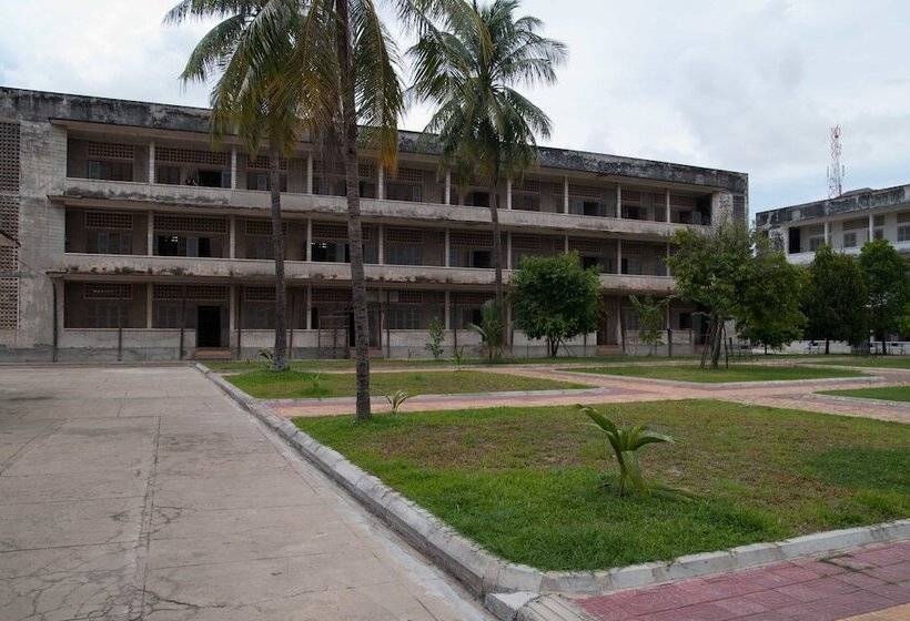 בית מלון כפרי Riverview Cambodia Boutique