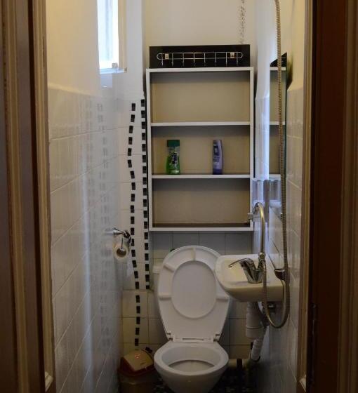 Retkeilymaja Elegance On A Budget   Rooms For Rent In Sofia Center