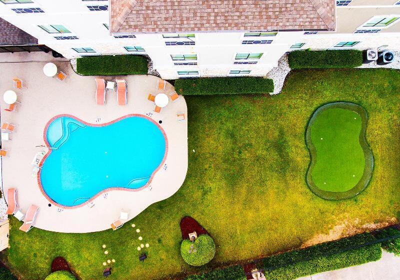 Holiday Inn Express Hotel & Suites Greenville, An Ihg