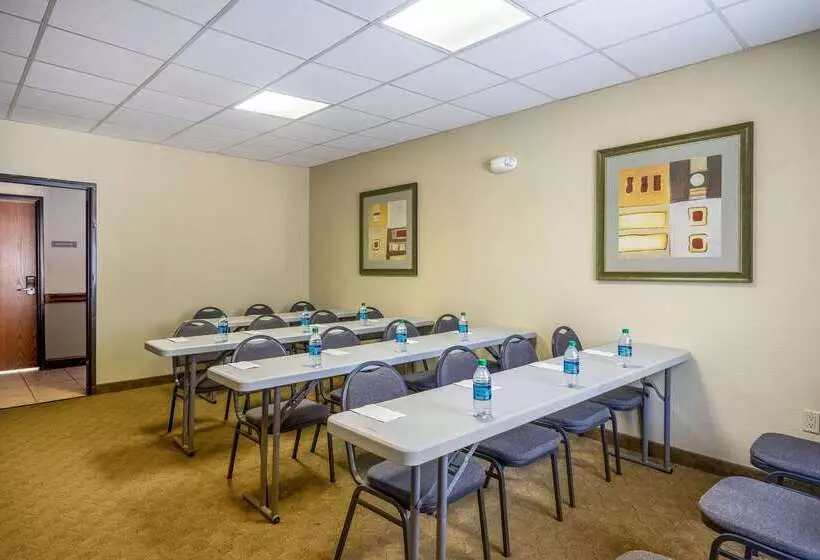 호텔 Americinn By Wyndham New Braunfels