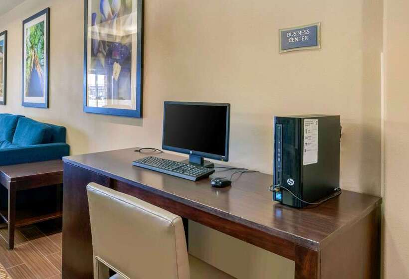 فندق Comfort Inn & Suites, Odessa I 20