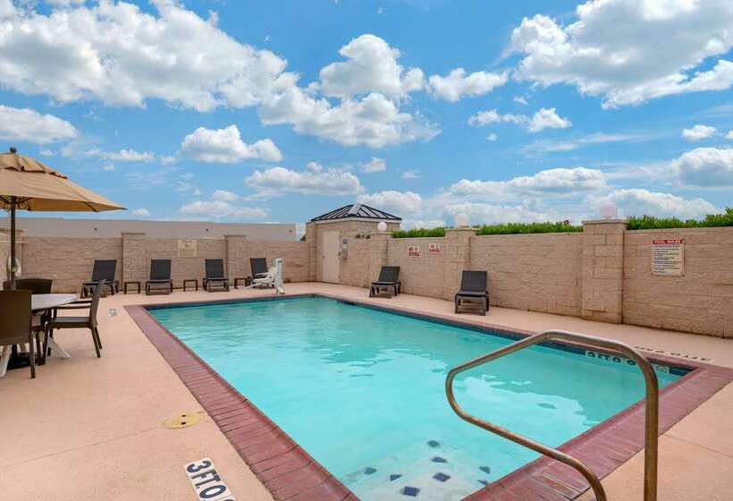 فندق Comfort Inn & Suites, Odessa I 20