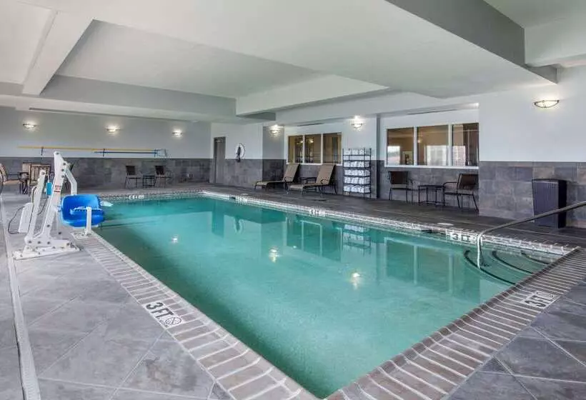 호텔 Comfort Suites Jackson I 40