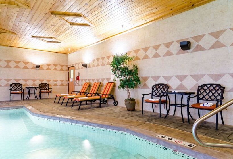 בית מלון כפרי Comfort Suites Salina South