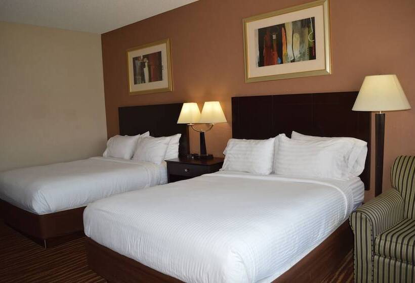 Отель First Choice Inn At The Swell