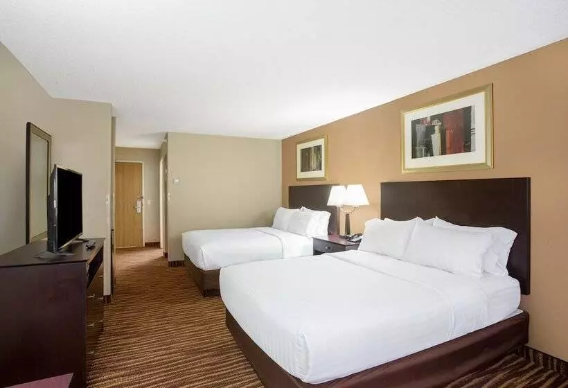 Hotel First Choice Inn At The Swell