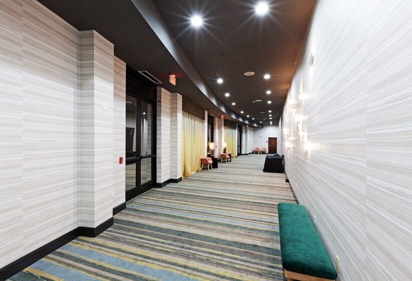 호텔 Holiday Inn & Suites Mckinney   N Allen, An Ihg