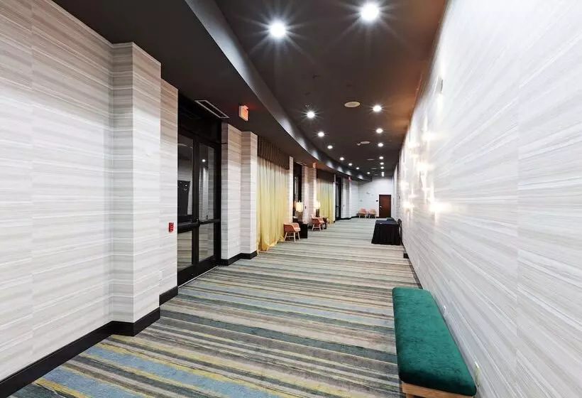 هتل Holiday Inn & Suites Mckinney N Allen, An Ihg