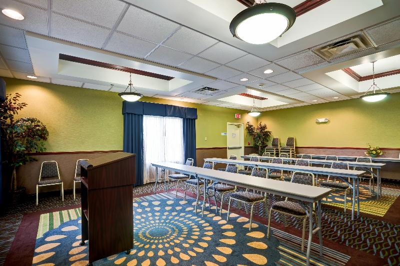 Holiday Inn Express Hotel & Suites Christiansburg, An Ihg