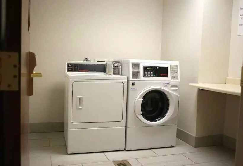 Holiday Inn Express Hotel & Suites Claypool Hill  Richlands Area, An Ihg