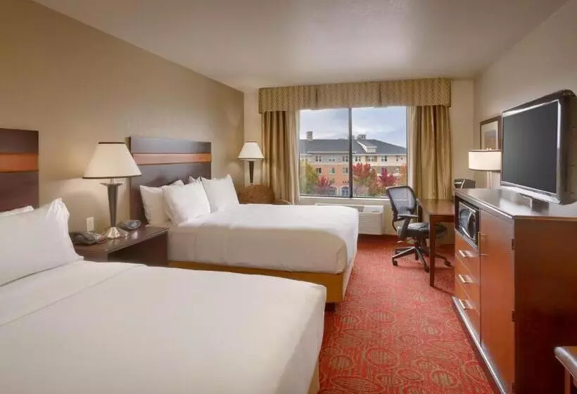 Отель Holiday Inn Express Orem North Provo, An Ihg