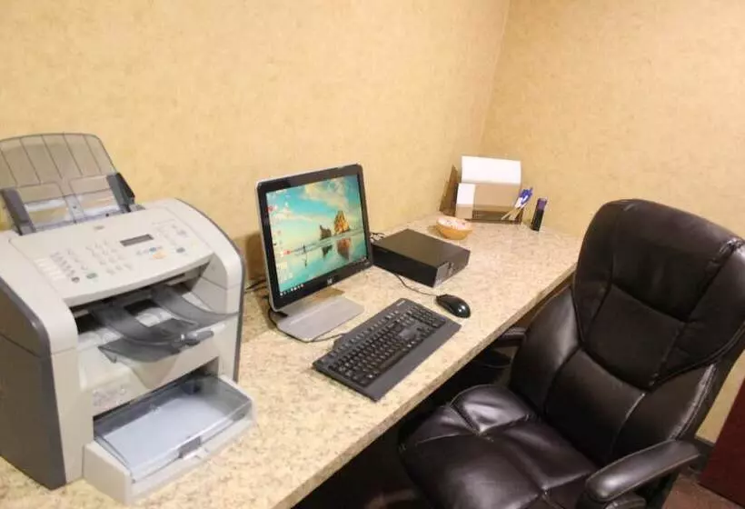 Отель Hampton Inn Norton, Va