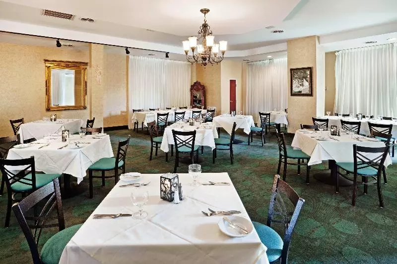 Отель Hampton Inn Norton, Va