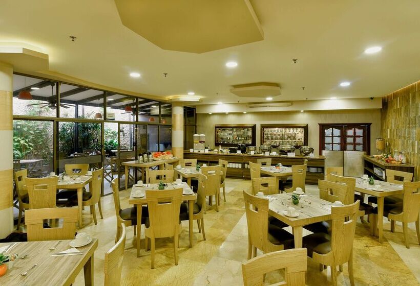 هتل Howard Johnson By Wyndham Barranquilla Versalles