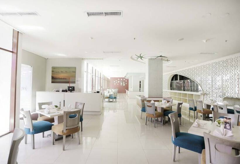 בית מלון כפרי Mercure Padang