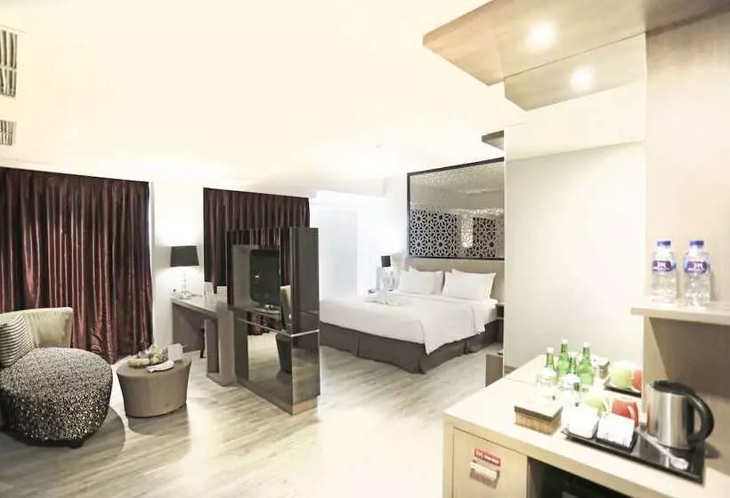 בית מלון כפרי Mercure Padang