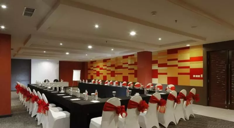 בית מלון כפרי Mercure Padang