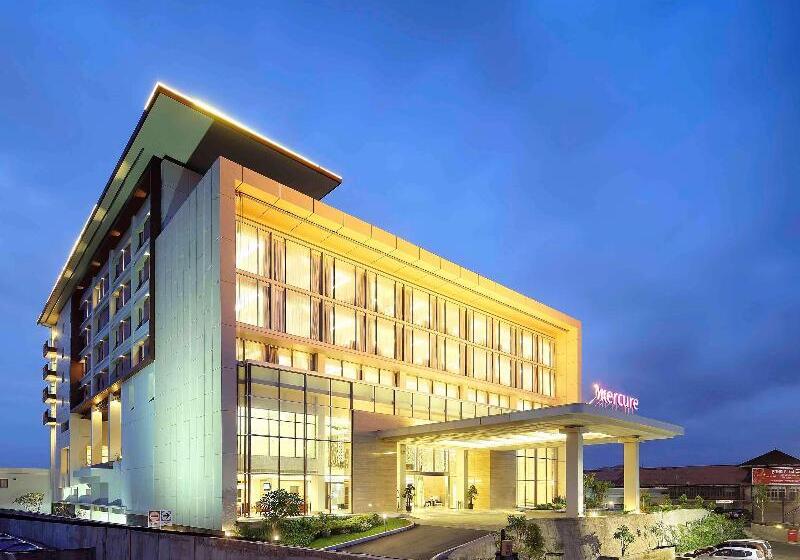 בית מלון כפרי Mercure Padang