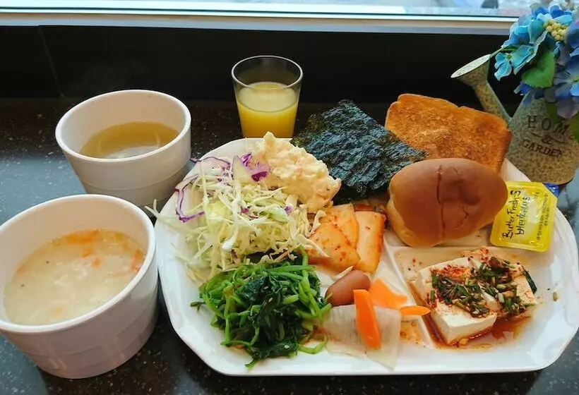 Отель Toyoko Inn Tokyo Nihon-bashi Ningyo-cho