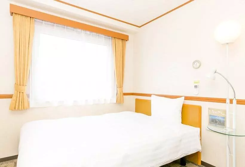 Hotel Toyoko Inn Yokohama Nishi-guchi