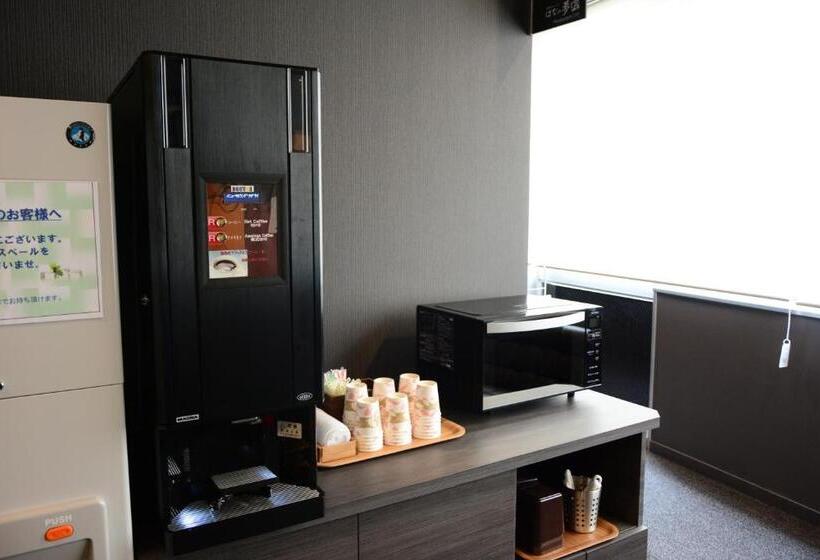 Отель Ueda Ekimae Royal