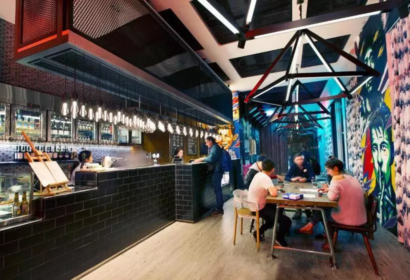 Mojo Nomad Aberdeen By Ovolo