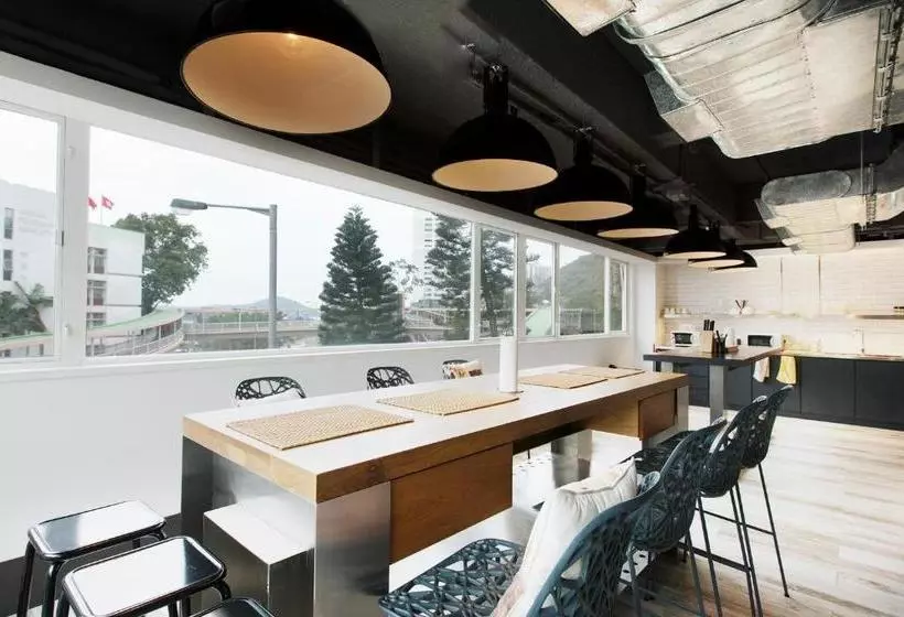 Mojo Nomad Aberdeen By Ovolo