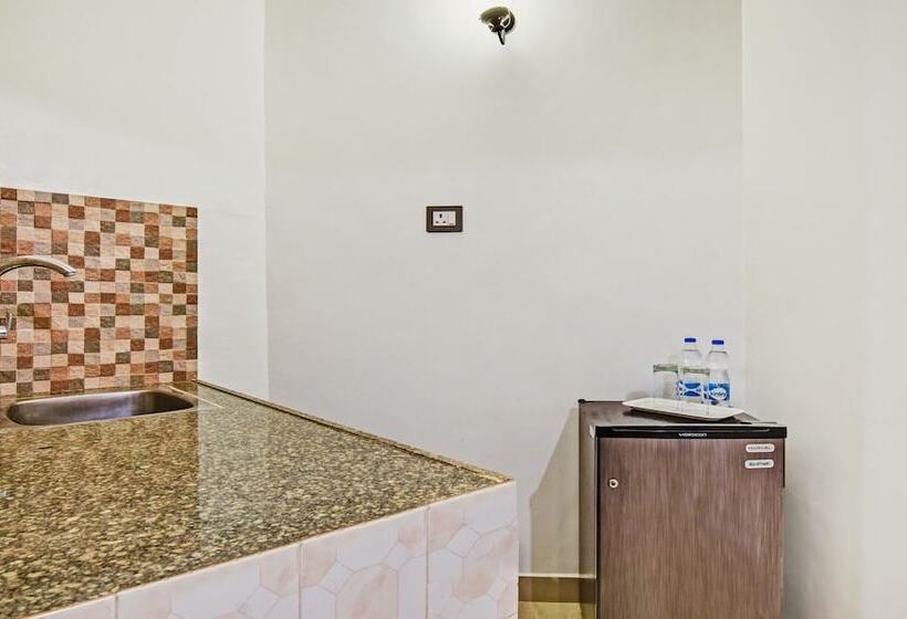 Santa Monica Resort Calangute