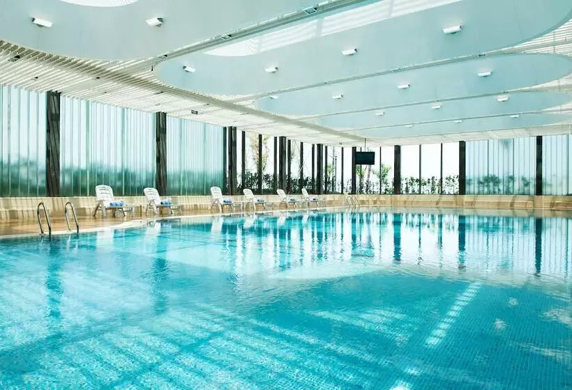 Sheraton Yantai Golden Beach Resort