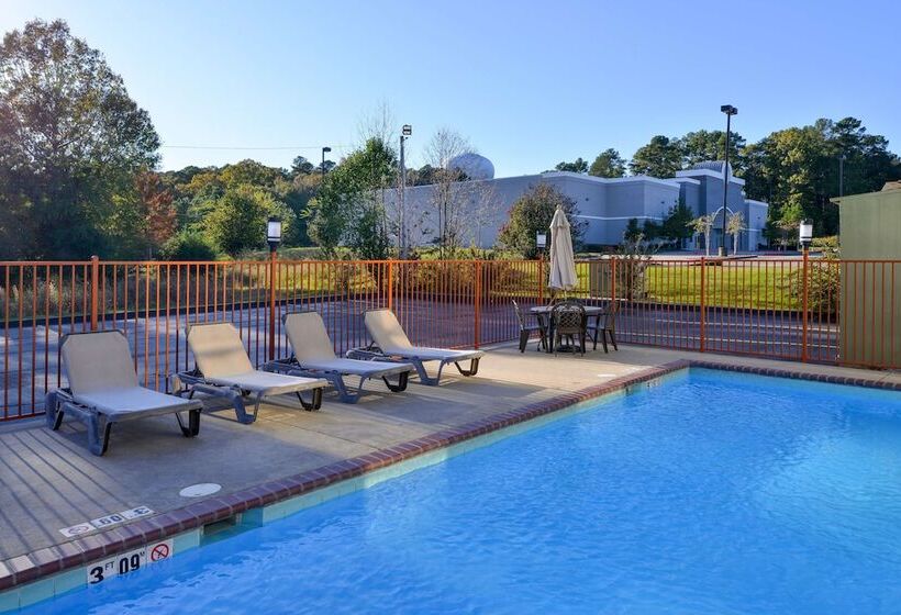 ホテル Red Roof Inn & Suites Clinton, Ms