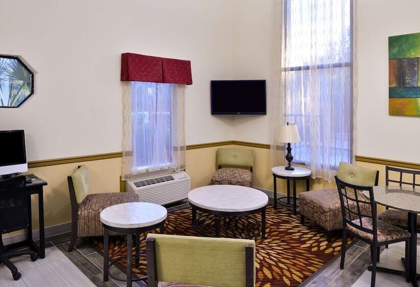 ホテル Red Roof Inn & Suites Clinton, Ms