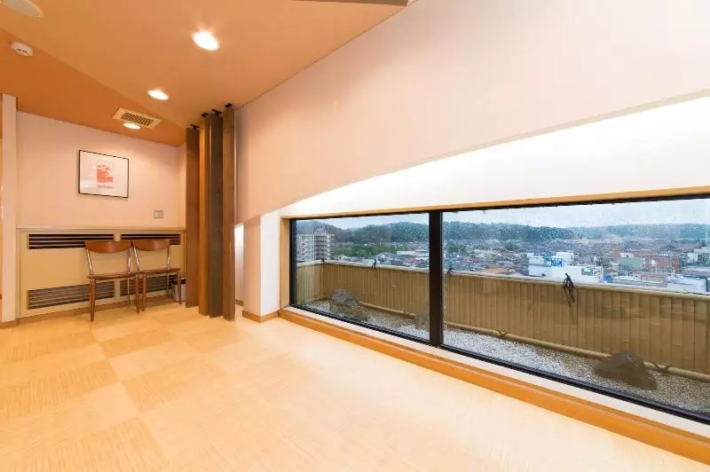 Apa Hotel Kagadaishoji Ekimae