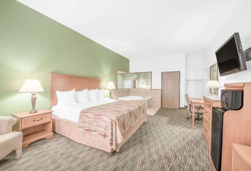 ホテル Baymont By Wyndham Pearsall