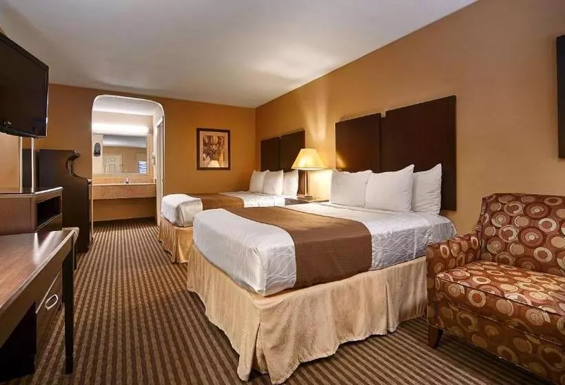 酒店 Best Western Cedar Inn