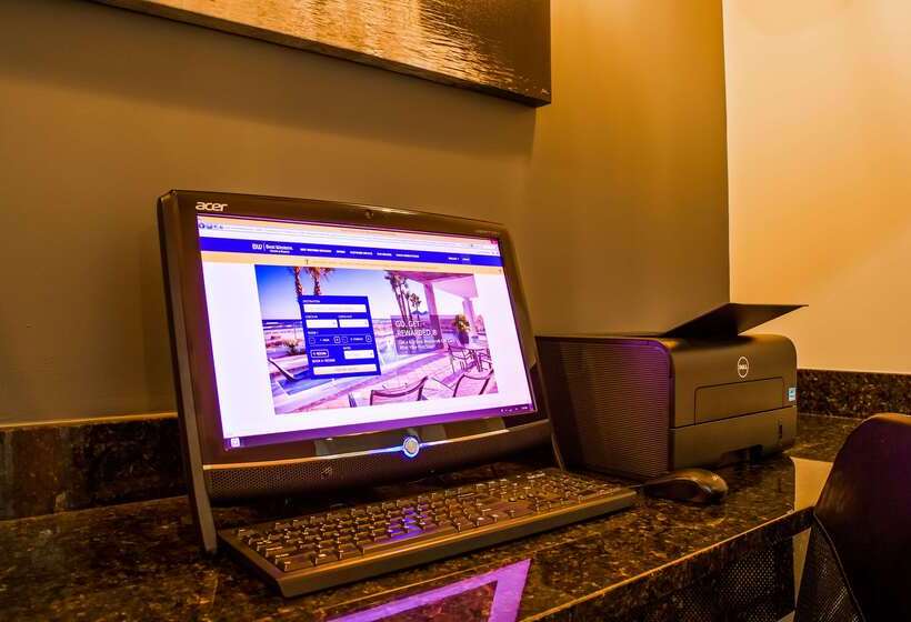 호텔 Best Western Denton Inn