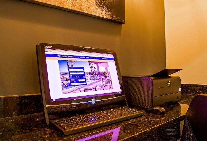 호텔 Best Western Denton Inn