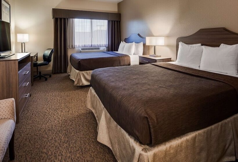 Отель Best Western El Quartelejo Inn & Suites