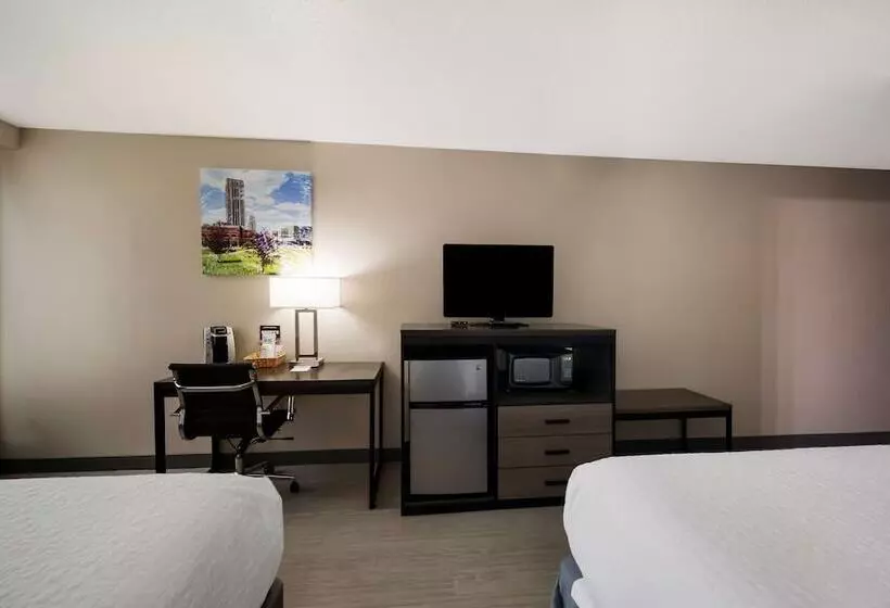 בית מלון כפרי Best Western Executive Inn