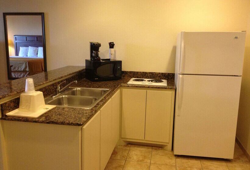 Best Western Lockhart Hotel & Suites