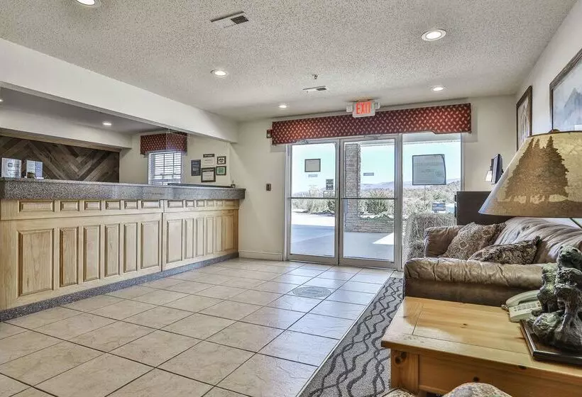 Hotelli Best Western Mountain View Inn