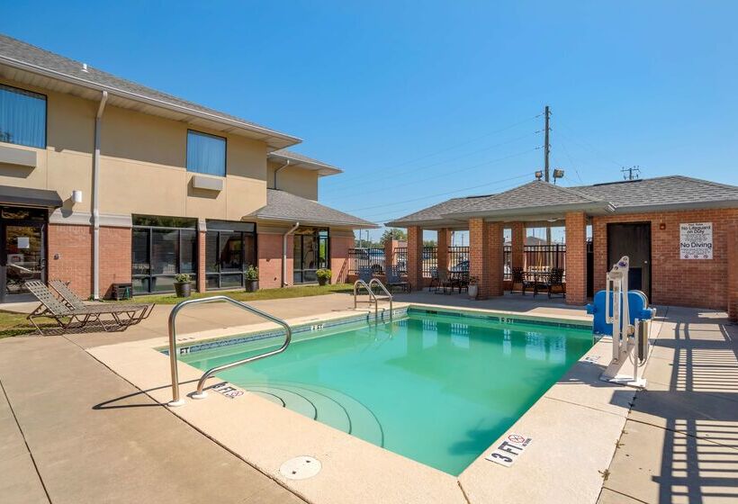 Best Western Plus Two Rivers Hotel & Suites