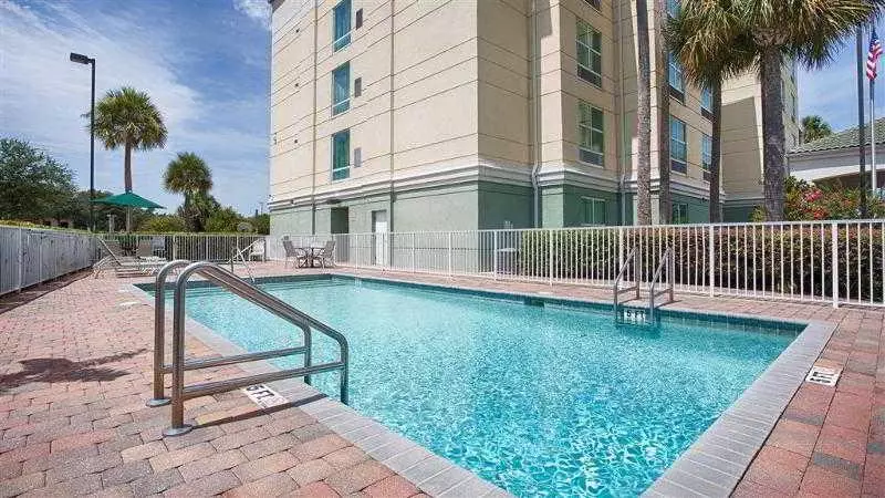 ホテル Comfort Inn & Suites Tavares North