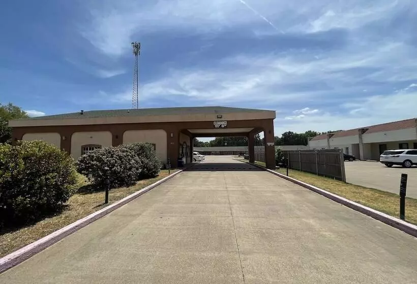 酒店 Gun Barrel Executive Inn